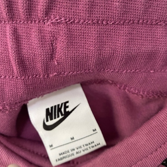 Nike Tech Fleece Essentials Sportswear Athletic Warm Joggers Pants - Picture 4 of 9